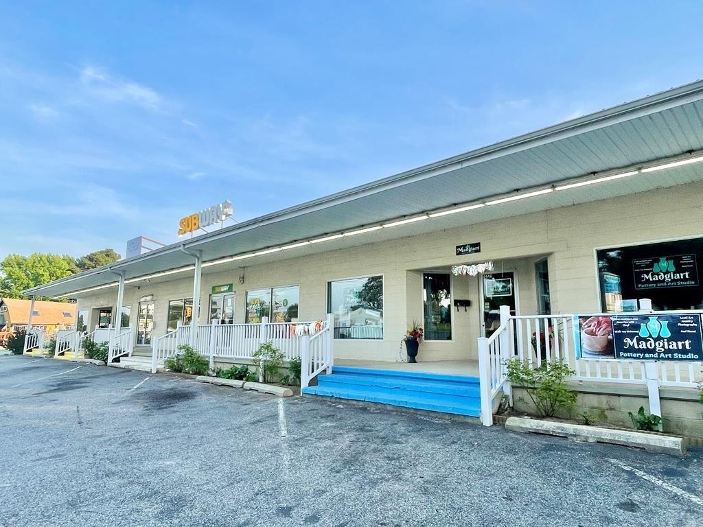 Property Image for 6448-2 Maddox Blvd