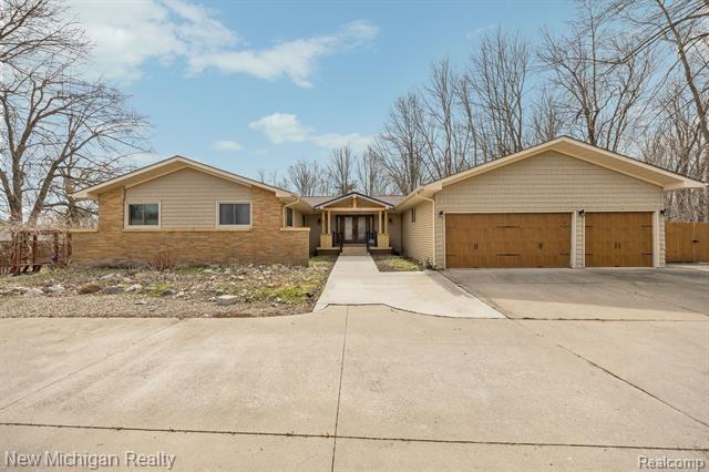 Property Image for 2570 IMLAY CITY Road