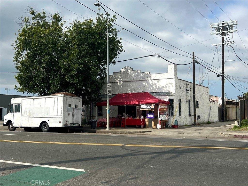 Property Image for 8619 Avalon Boulevard