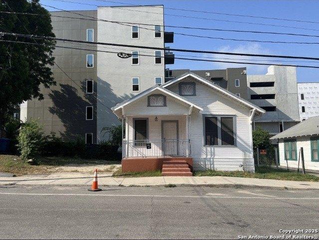 Property Image for 508 E Grayson