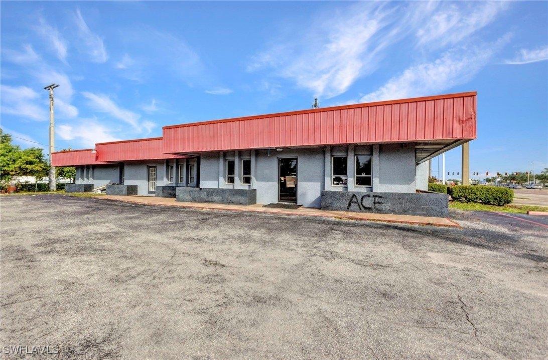 Property Image for 2541 Tamiami Trail unit: C C