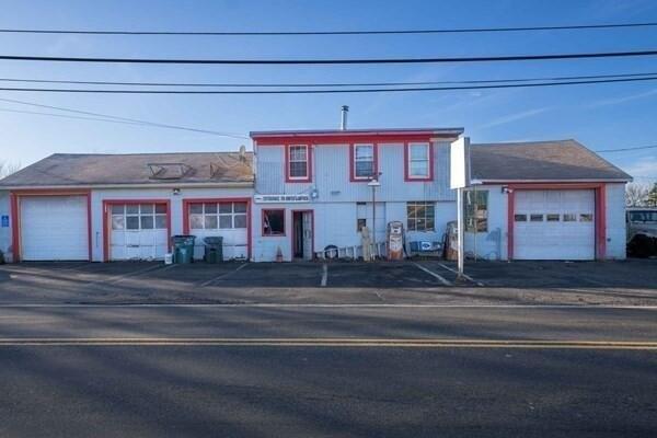 Property Image for 657 Yarmouth Road