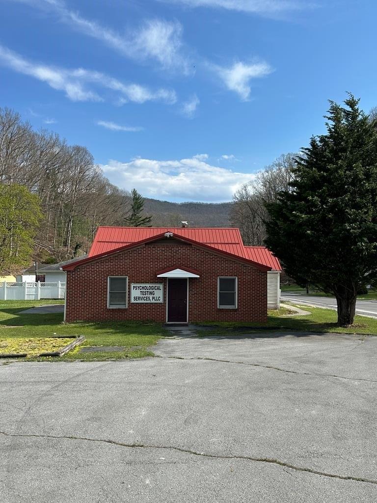 Property Image for 1421 Stadium Drive