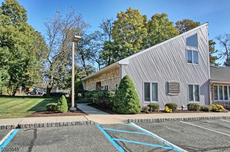 Property Image for 2 North Rd