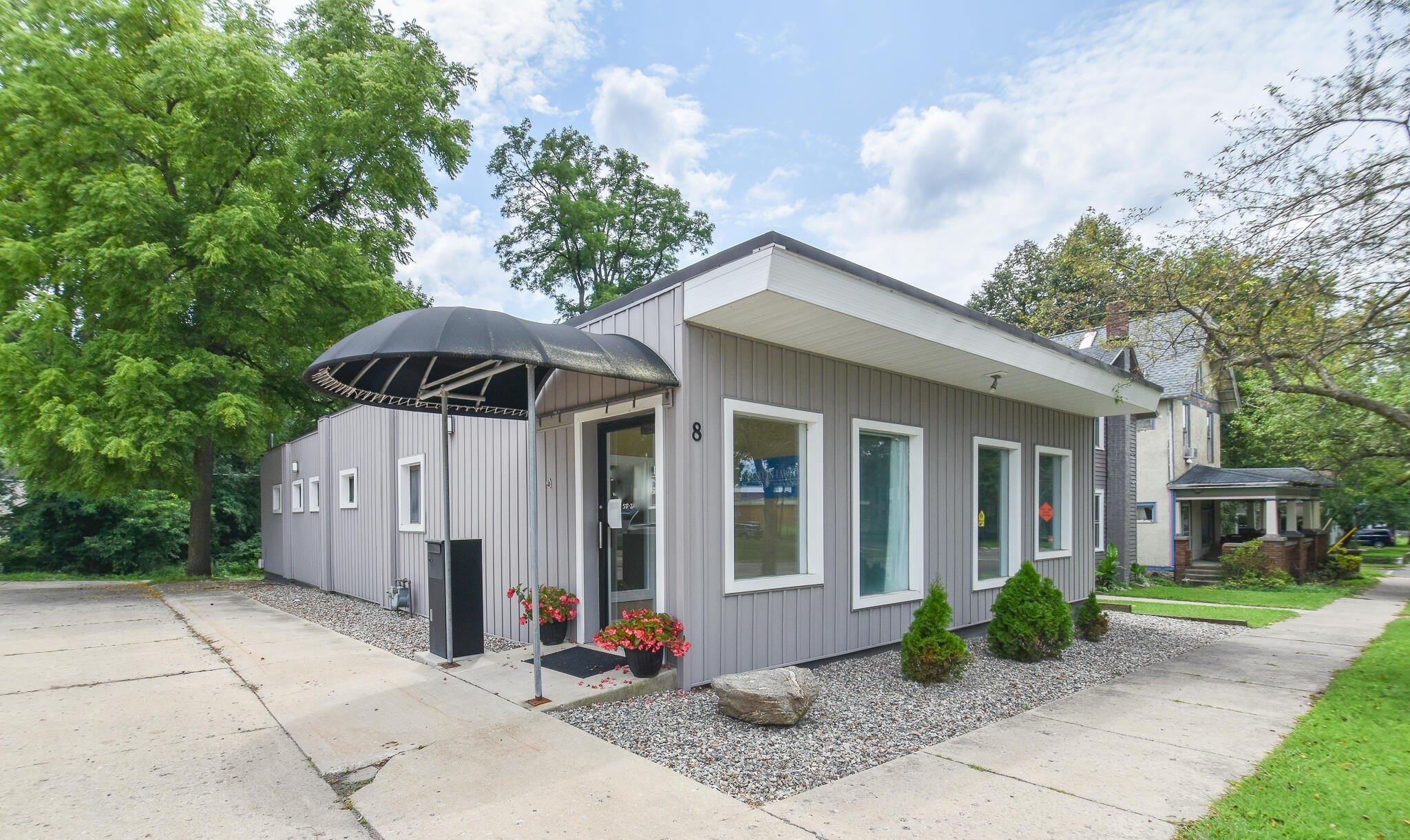 Property Image for 8 E Bacon Street
