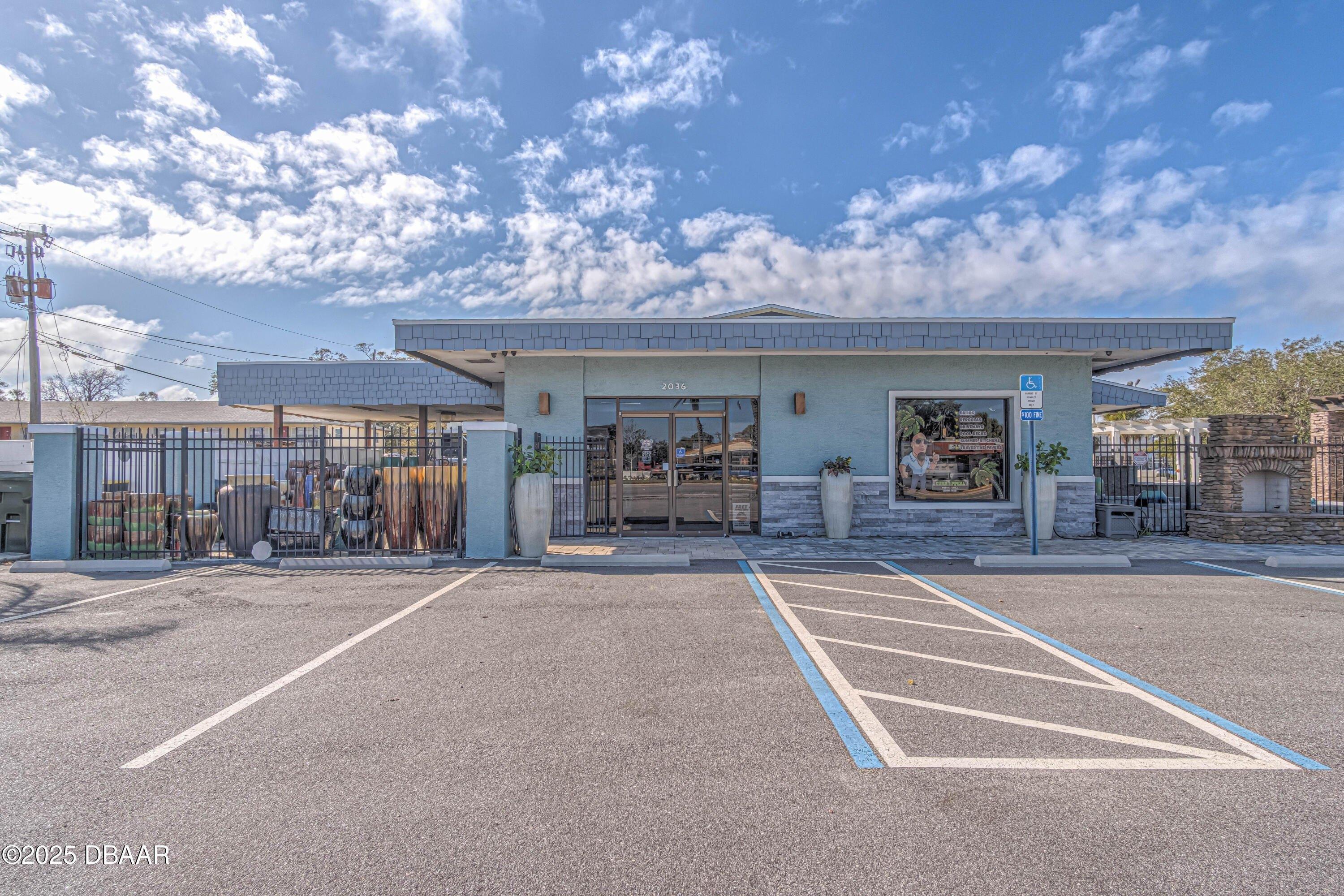 Property Image for 2036 S Ridgewood Avenue