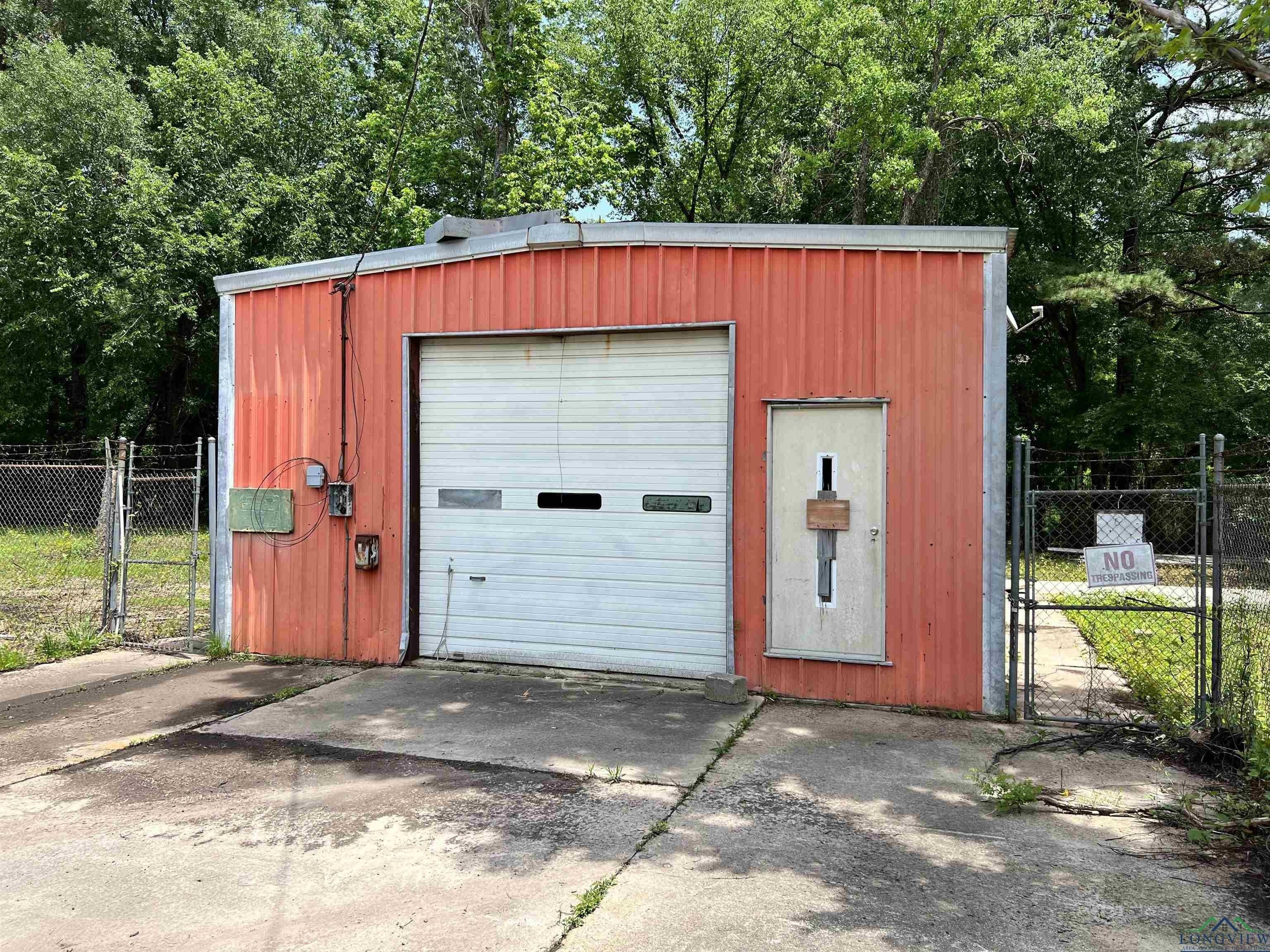 Property Image for 901 SE Loop