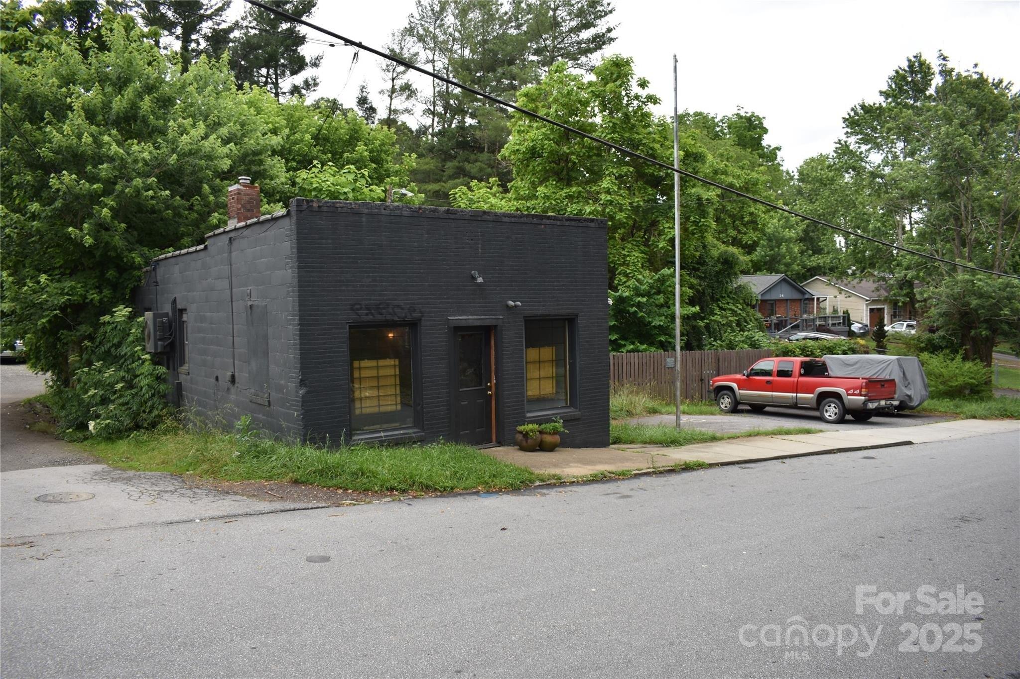 Property Image for 16 Allen Street