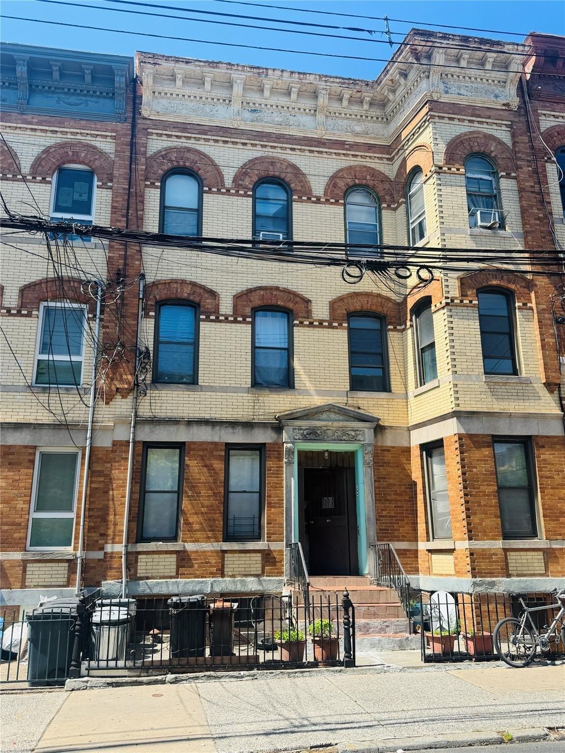 Property Image for 1881 Putnam Avenue