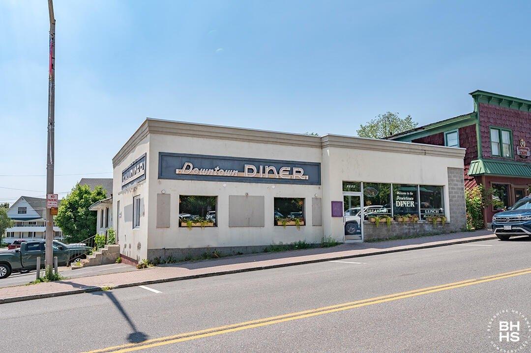 Property Image for 2728 Main Street Street