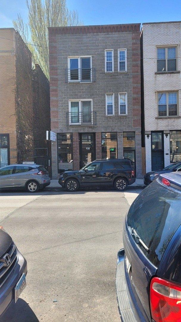 Property Image for 938 N Damen Avenue 1F