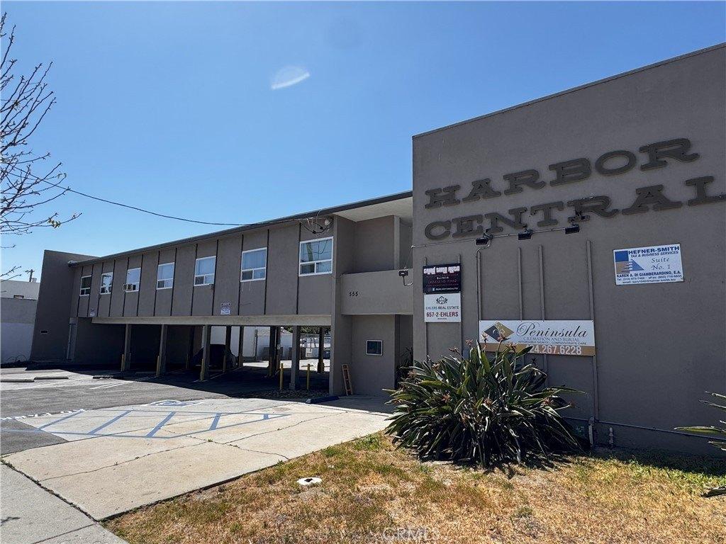 Property Image for 555 W 9th Street