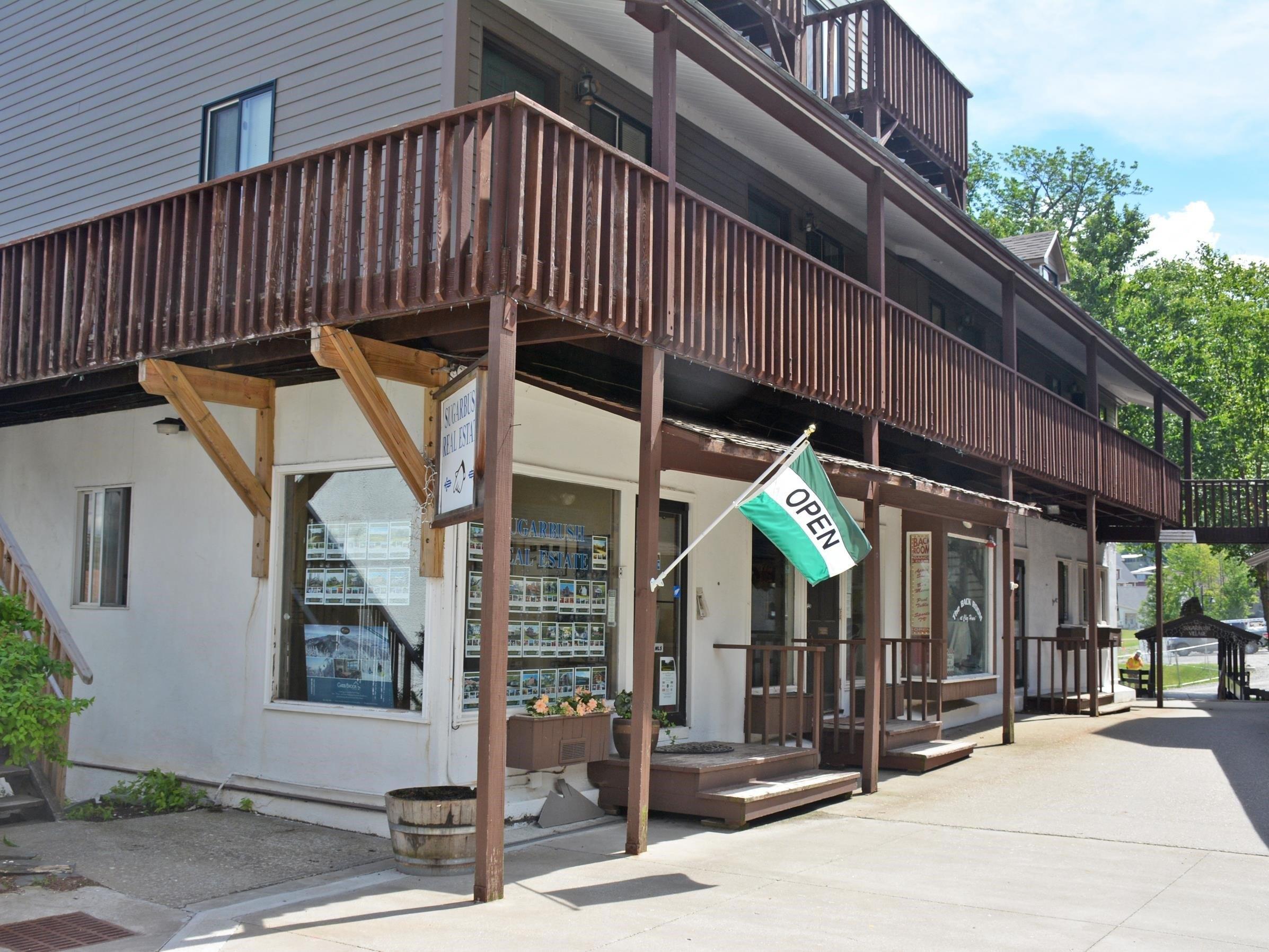 Property Image for 76 Sugarbush Village Drive 3