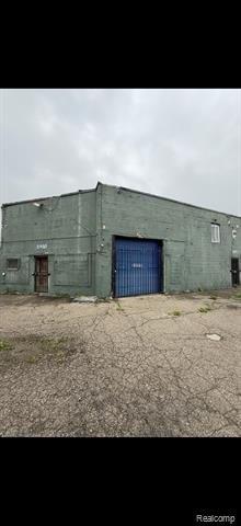Property Image for 5484 GRAND RIVER Avenue
