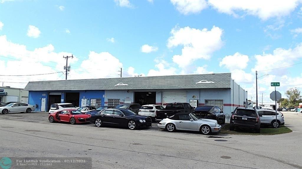 Property Image for 4431 NE 11 Ave