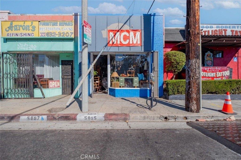 Property Image for 5865 Melrose Avenue
