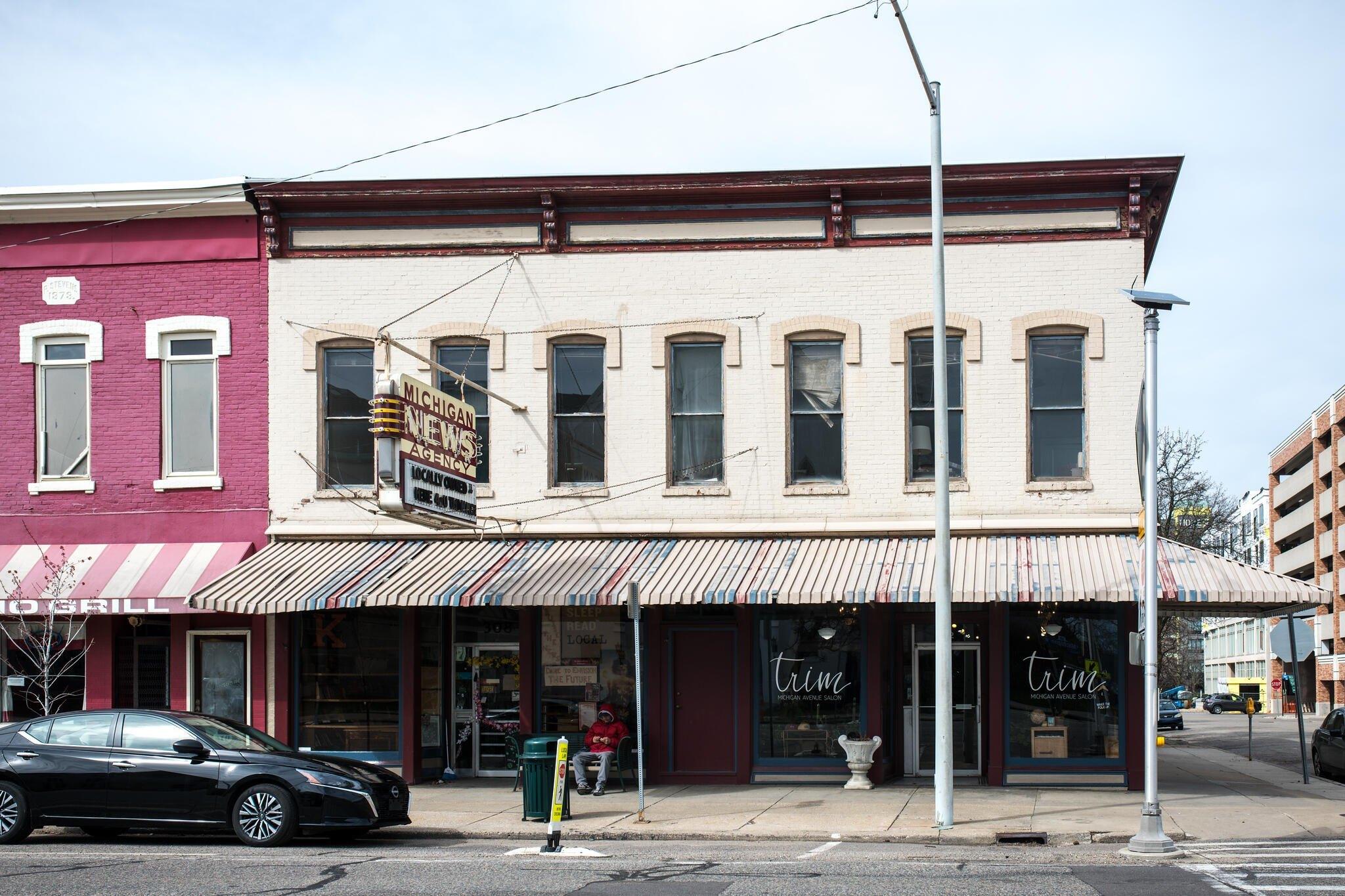 Property Image for 302 W Michigan Avenue