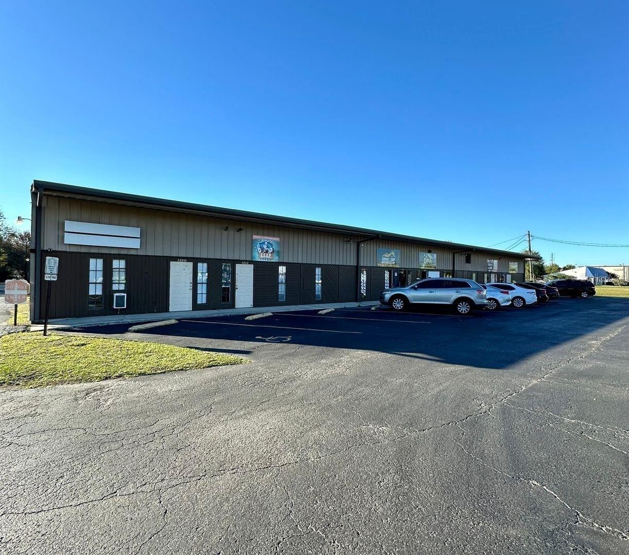 Property Image for 1210-1232 Dyer Boulevard 1226
