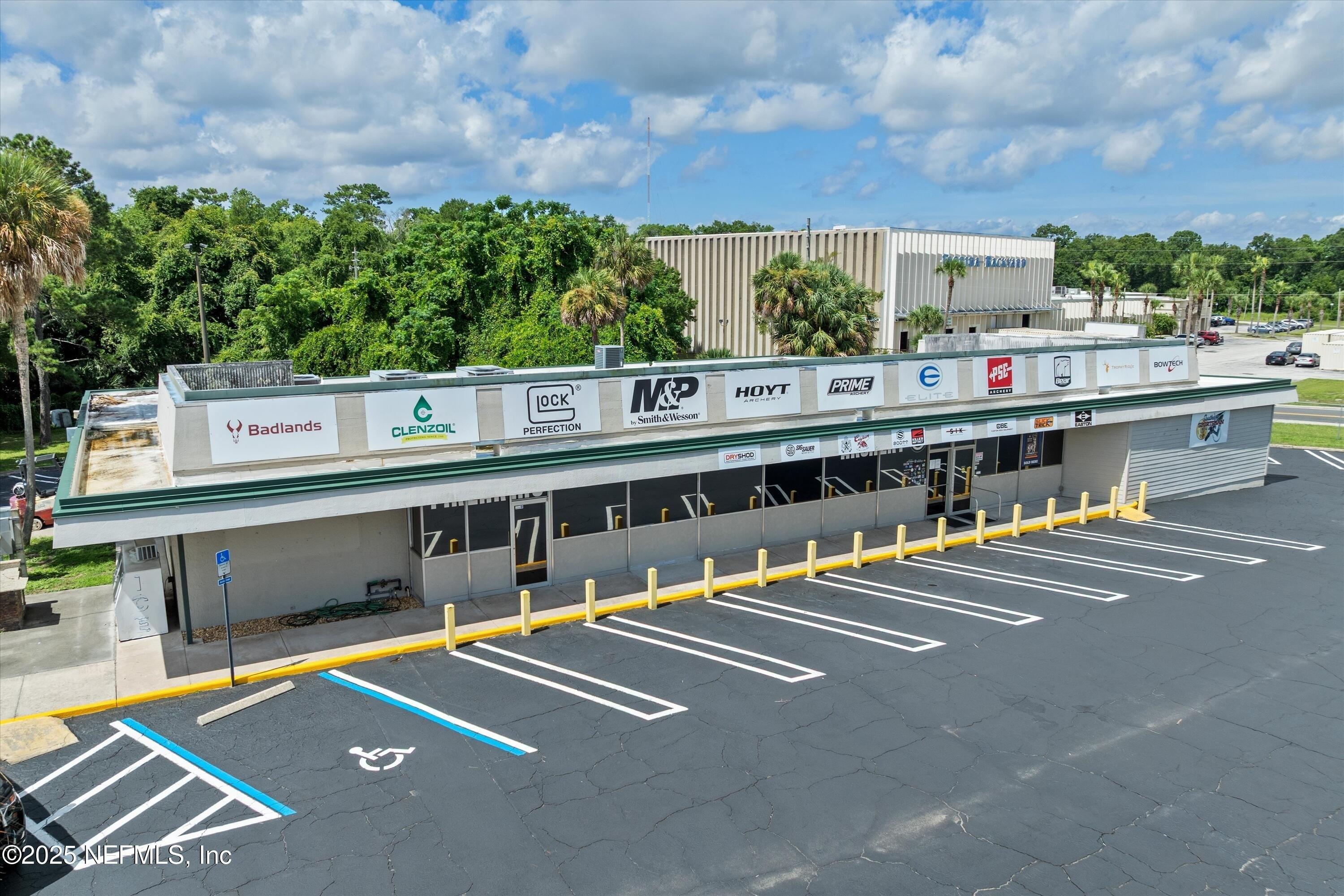 Property Image for 8324 ARLINGTON Expressway