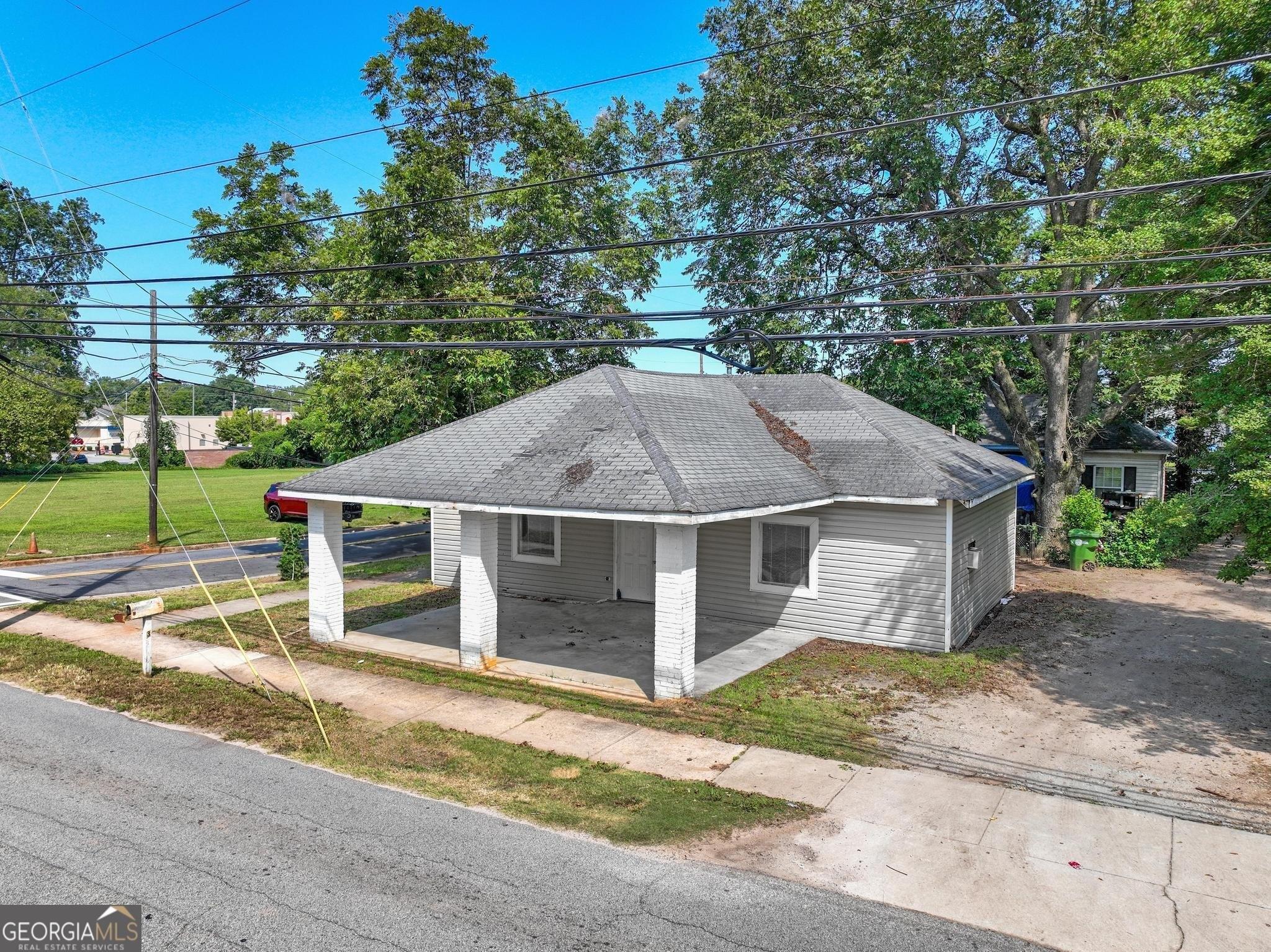 Property Image for 733 W Poplar