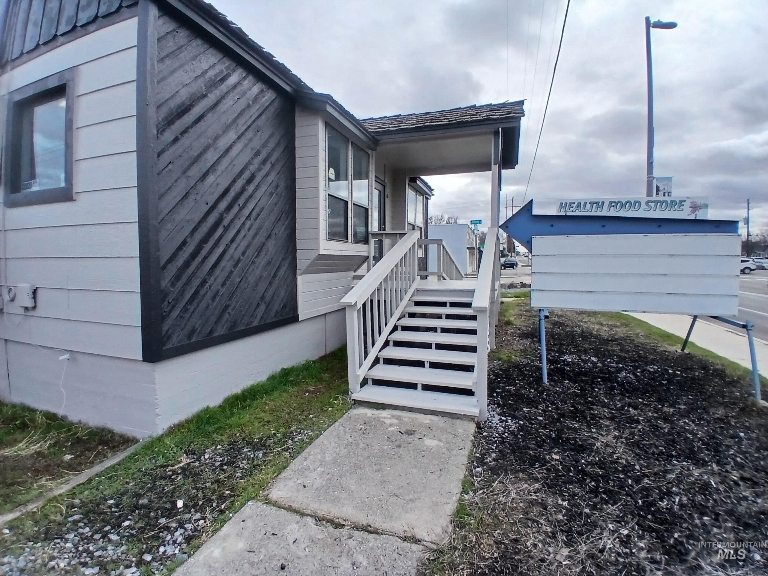 Property Image for 310 N Main St