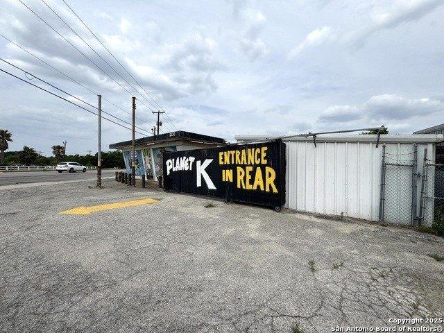 Property Image for 2122-2130 Austin Highway