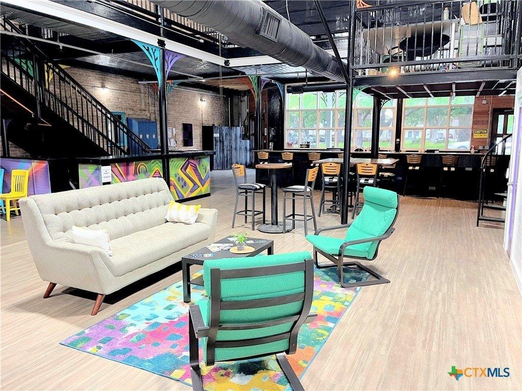 Property Image for 204 S Austin Street