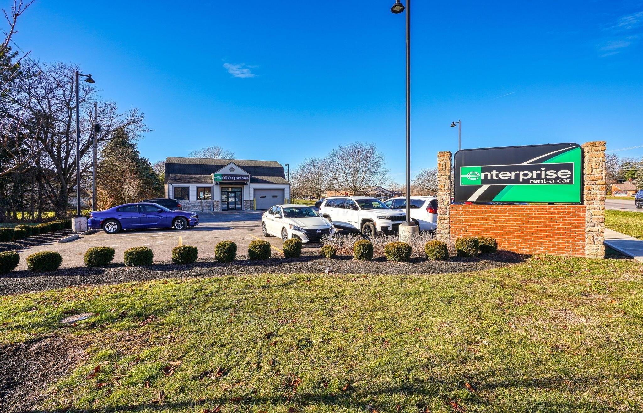 Property Image for 601 Hill Road N