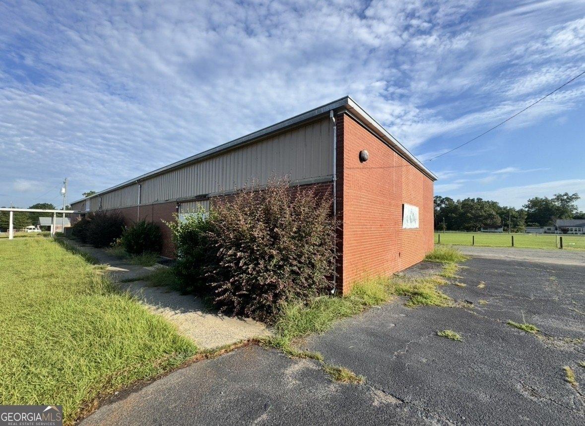 Property Image for 214 Hawkinsville