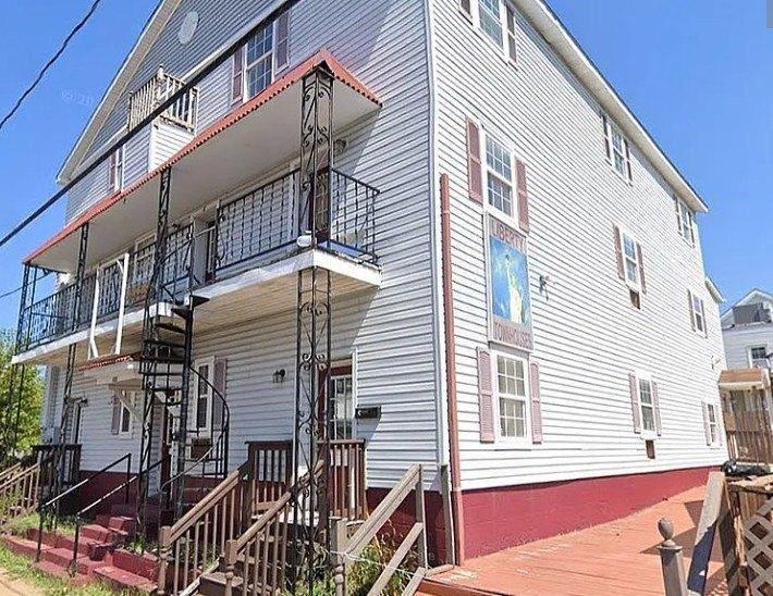Property Image for 105 S Liberty Street