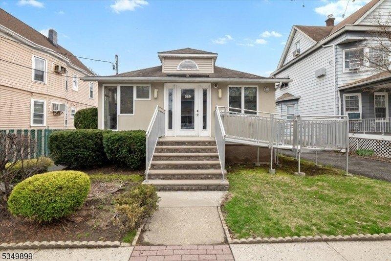Property Image for 529 Clifton Ave
