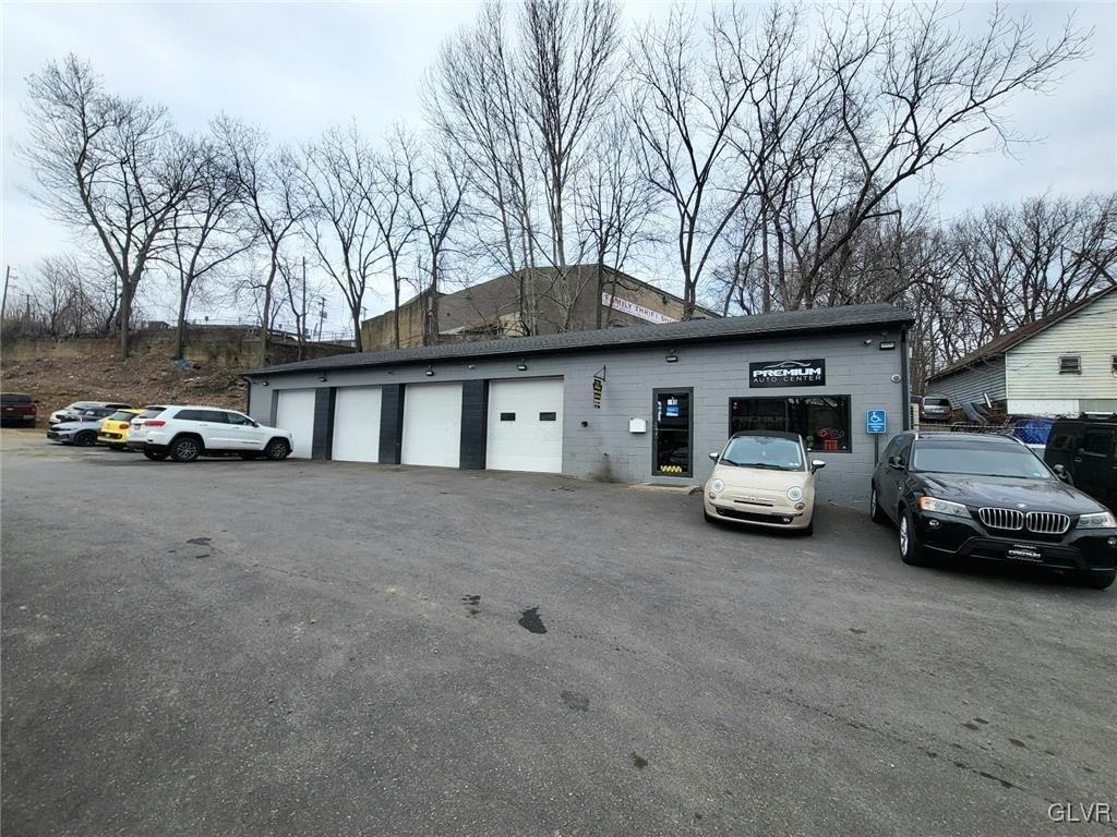 Property Image for 615 Sumner Avenue