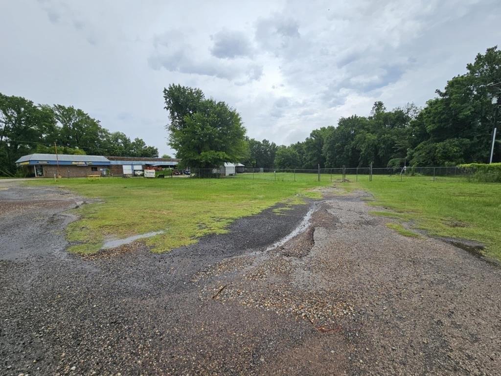 Property Image for 1420 E Palestine Ave