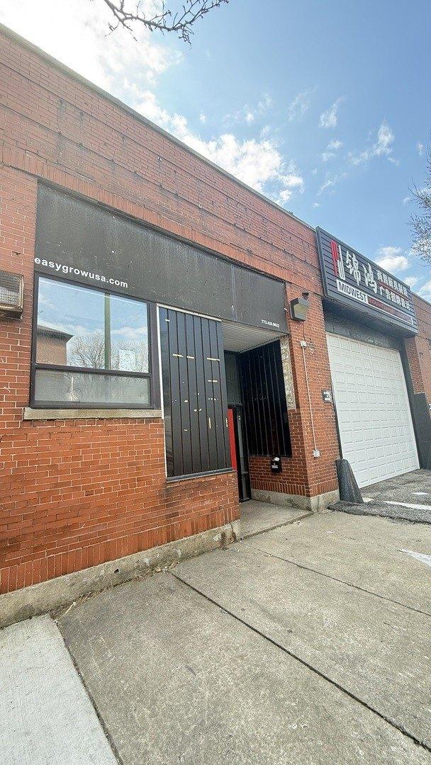 Property Image for 345 W 25th Place