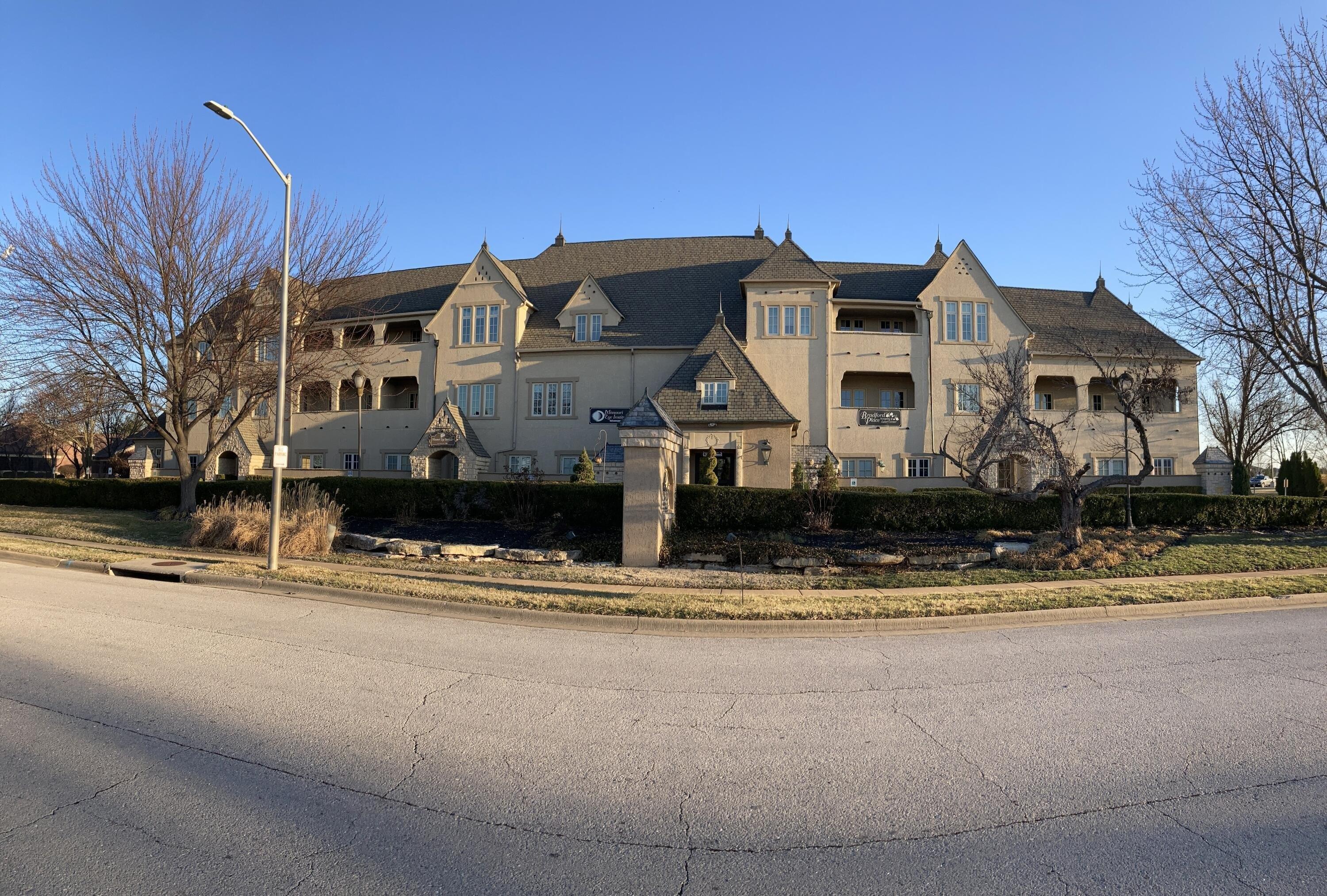 Property Image for 1531 E Bradford Parkway 300-320-330