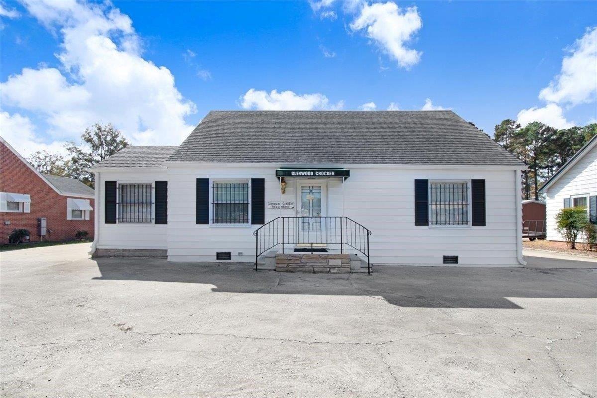 Property Image for 1117 W Market Street