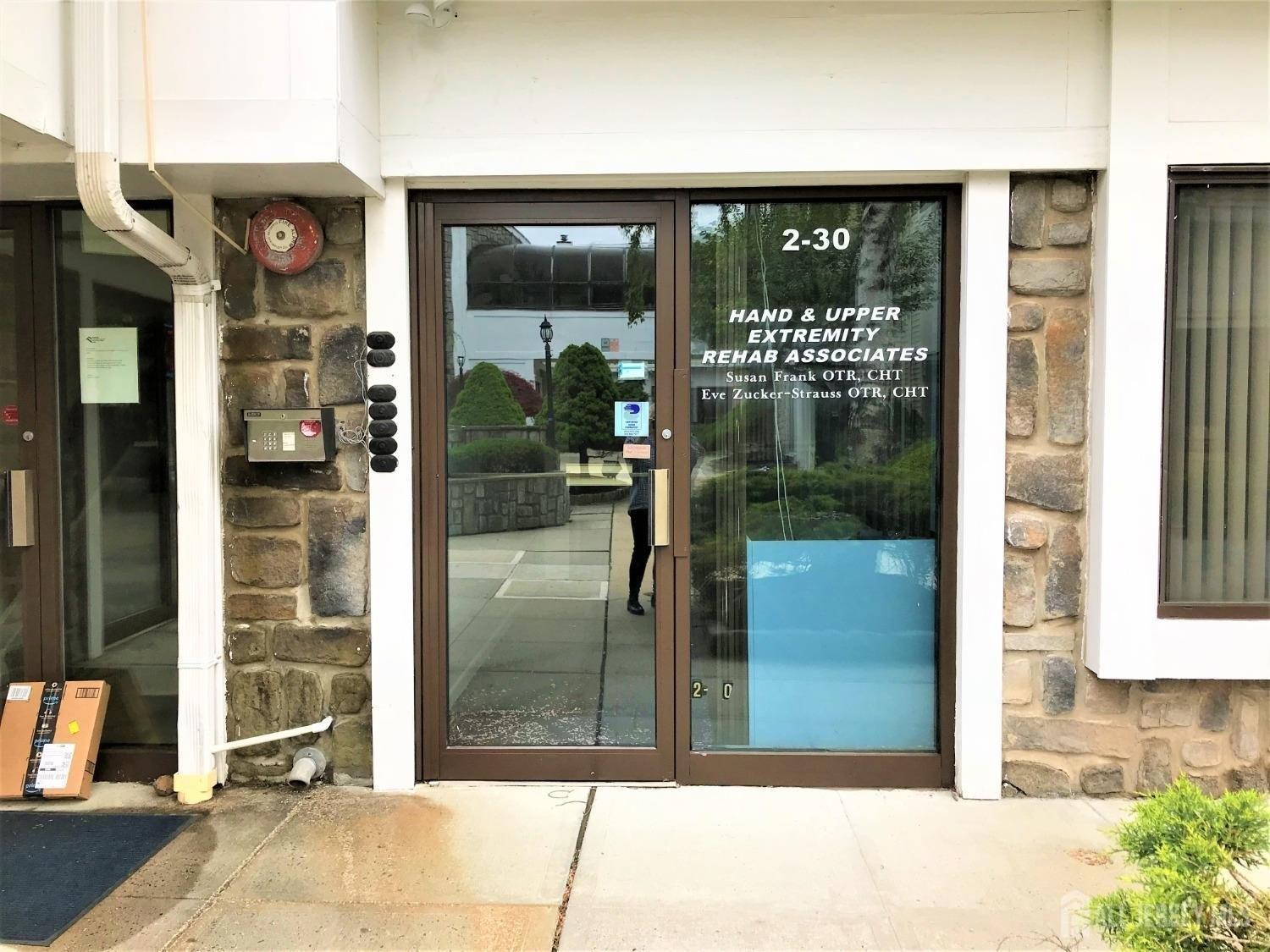 Property Image for 2 towne center Drive 650