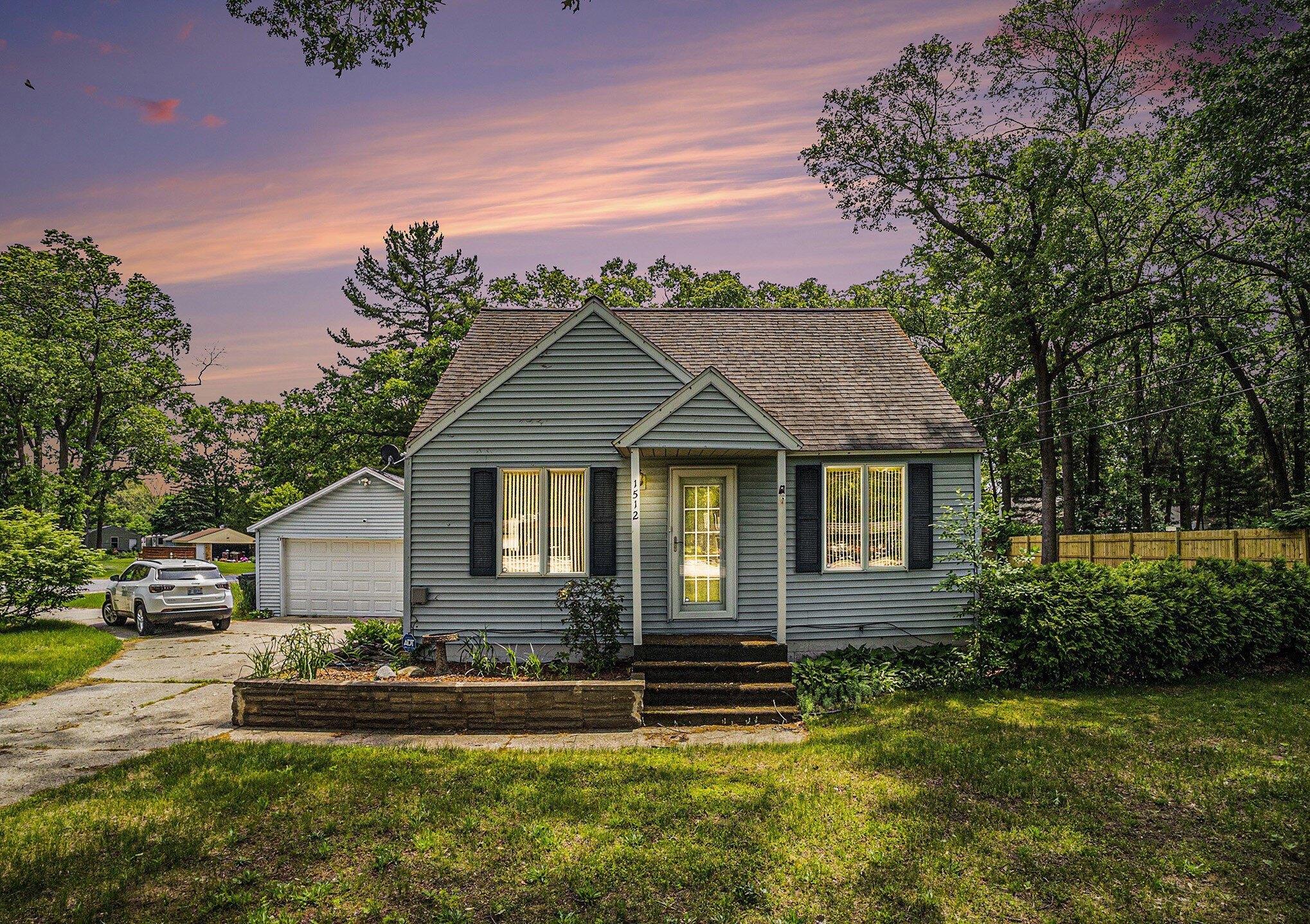 Property Image for 1512 Holton Road