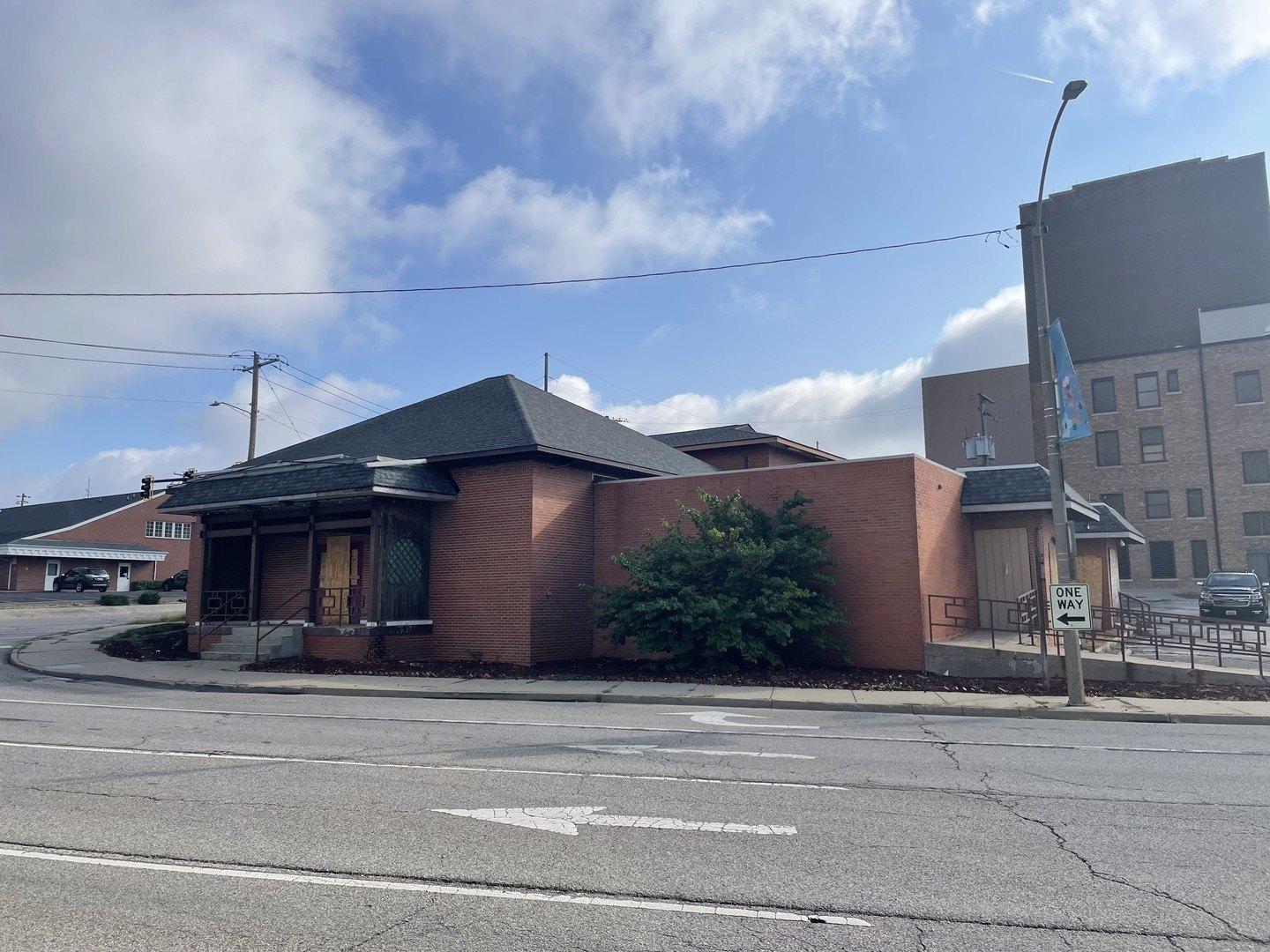 Property Image for 615 N Main Street
