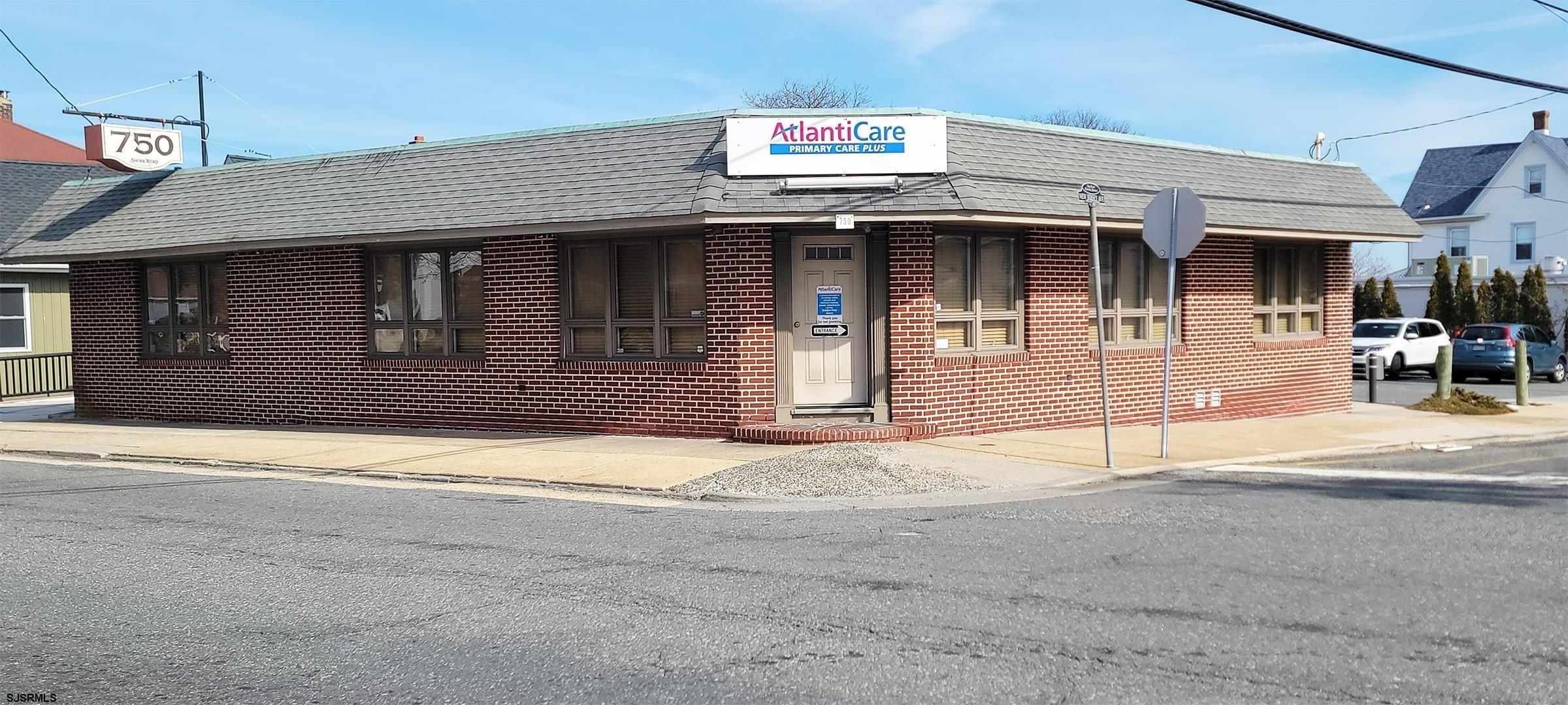 Property Image for 750 Shore Road