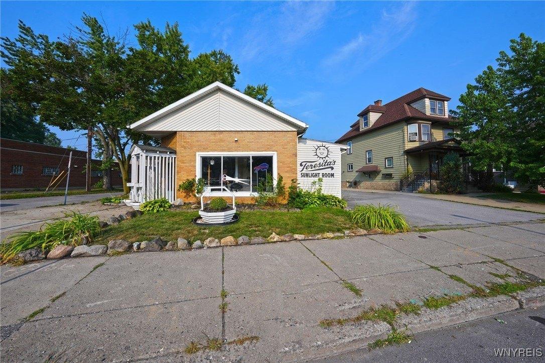 Property Image for 925 Abbott Road