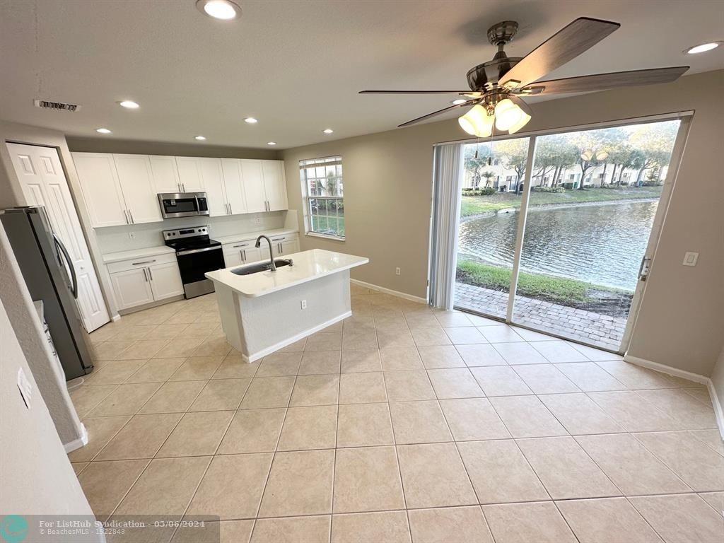 Property Image for 8443 SW 29th St 101