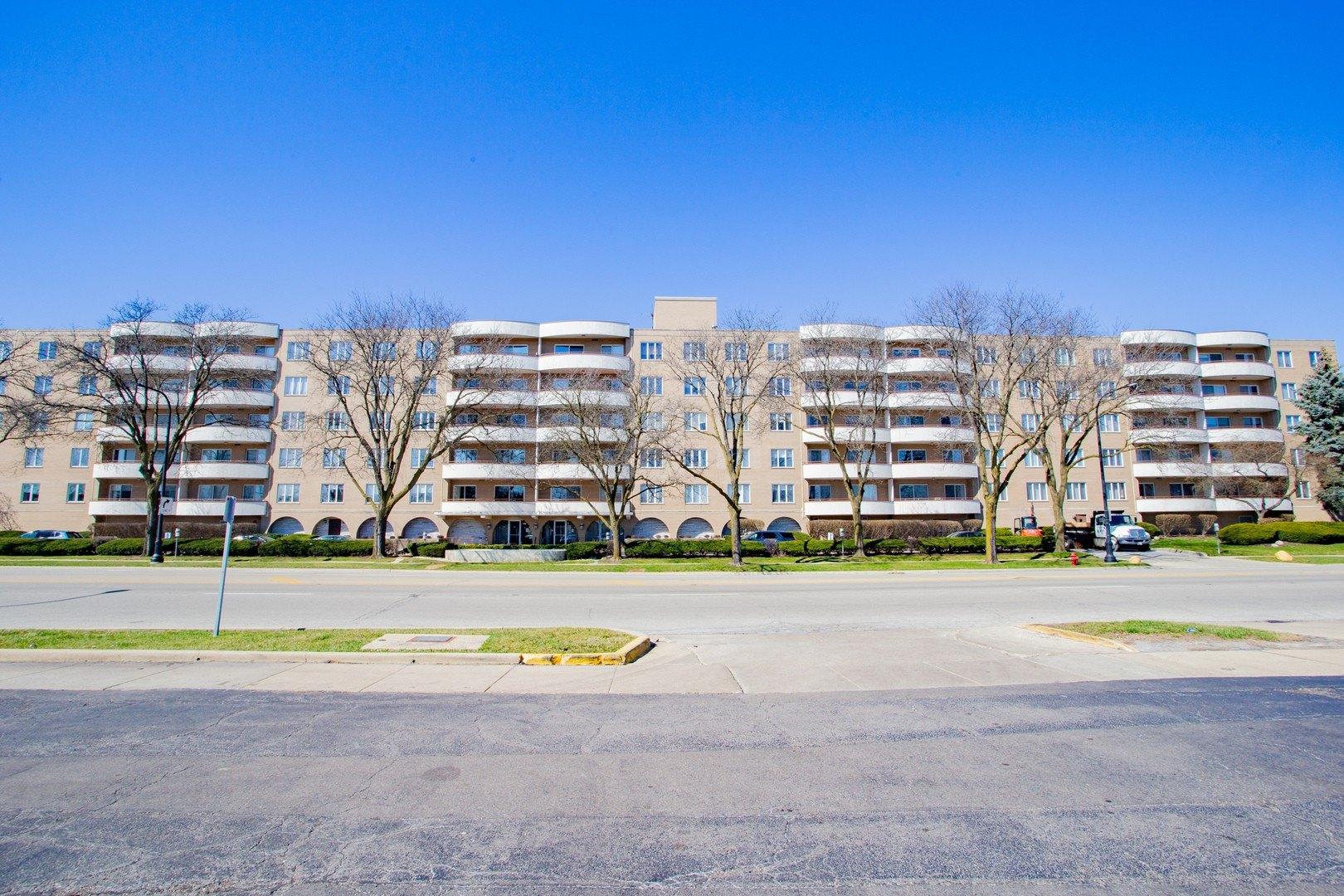 Property Image for 6400 N Cicero Avenue 317