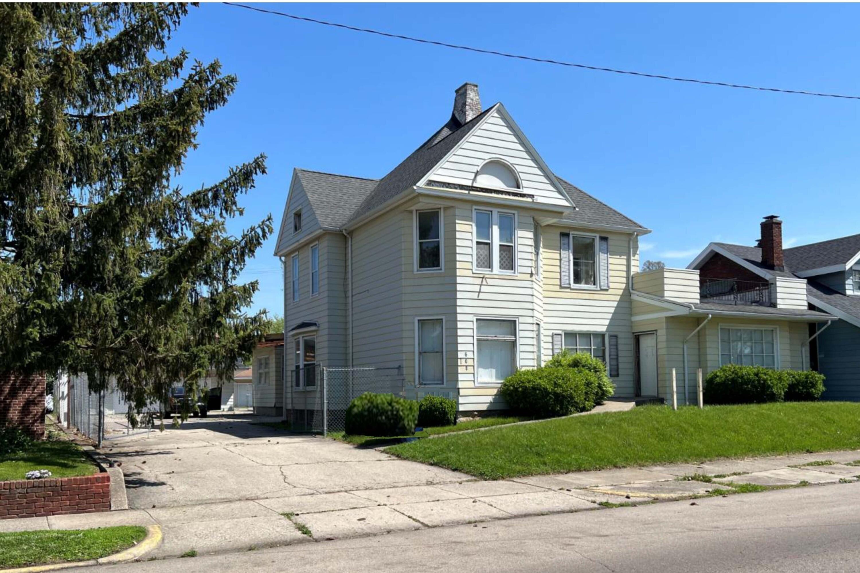 Property Image for 608 W High Street