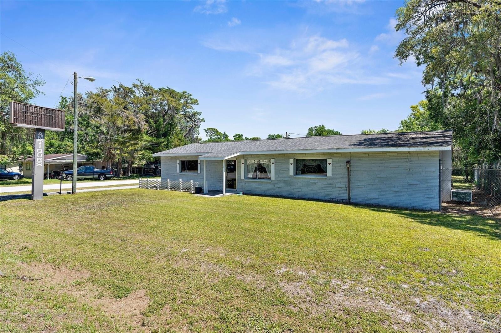 Property Image for 1340 Howell Avenue