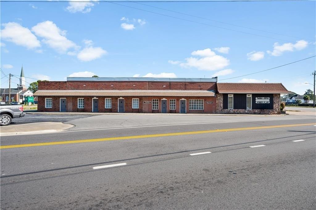 Property Image for 100 - 102 Albany Ave
