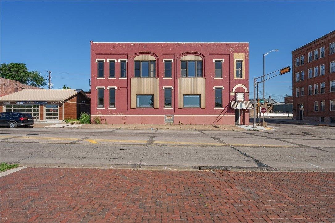 Property Image for 2 Bay Street
