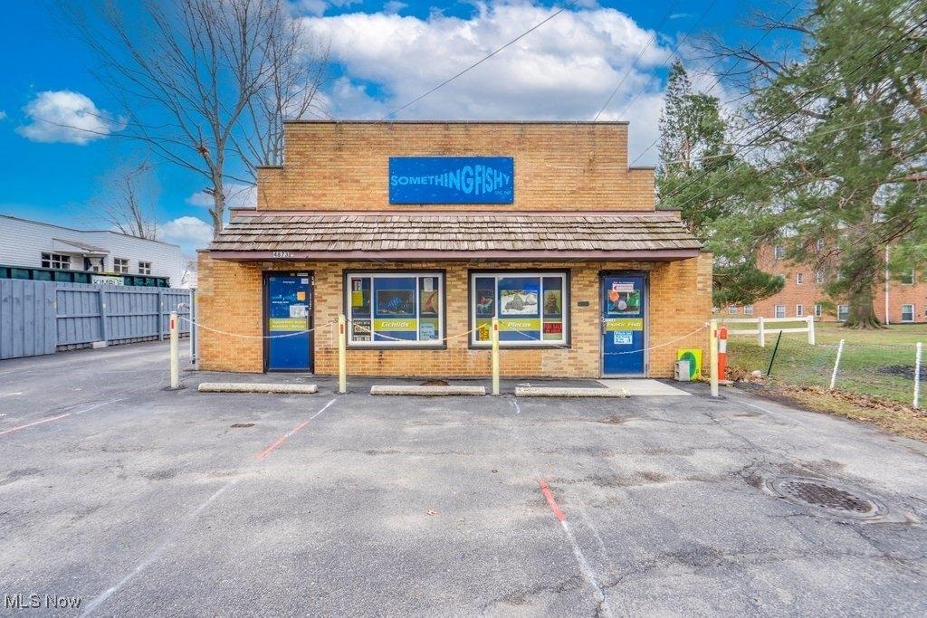 Property Image for 4873 Broadview Road