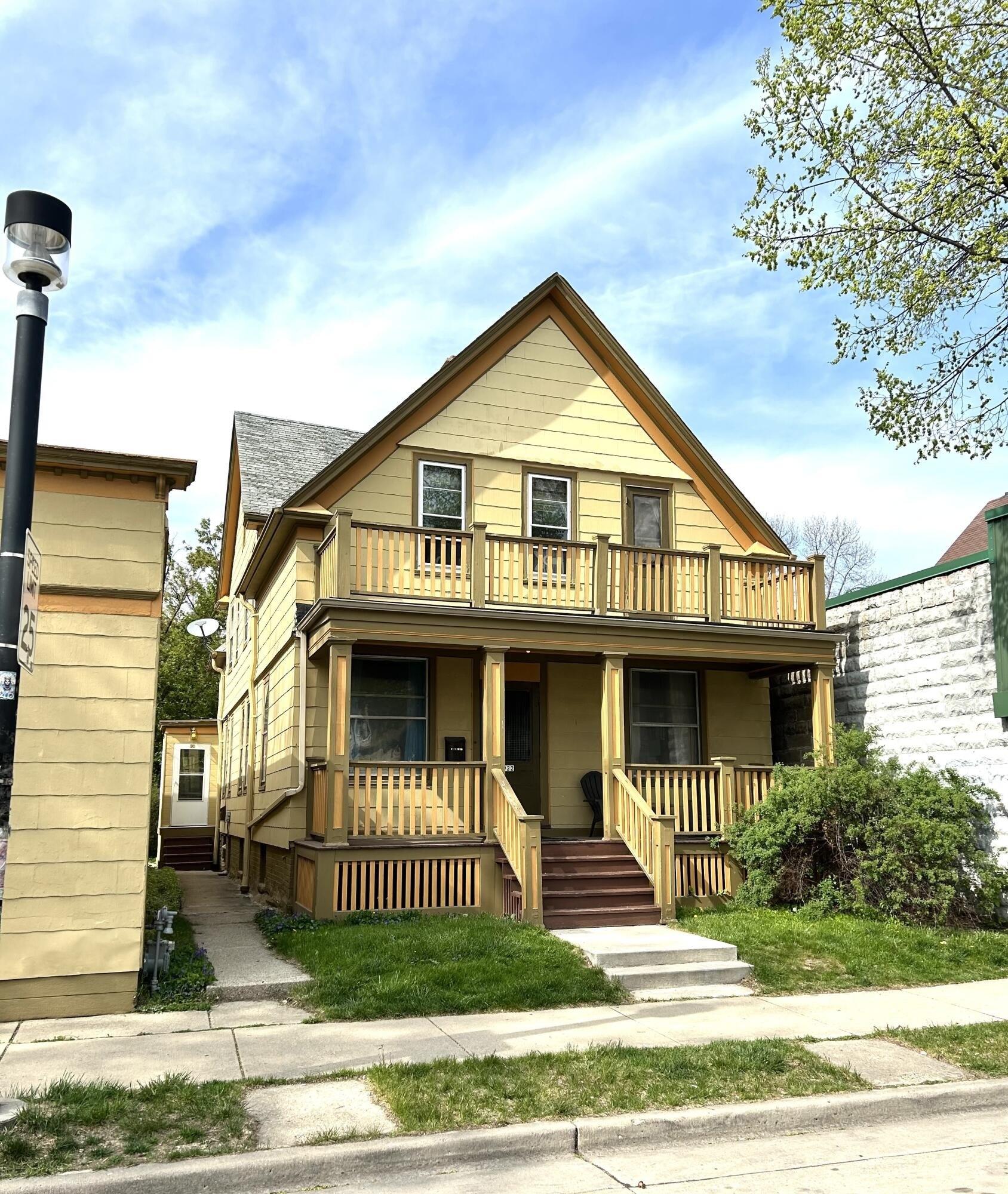 Property Image for 918 E Center St 920,922