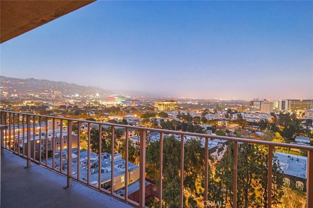 Property Image for 100 S Doheny Drive 1110